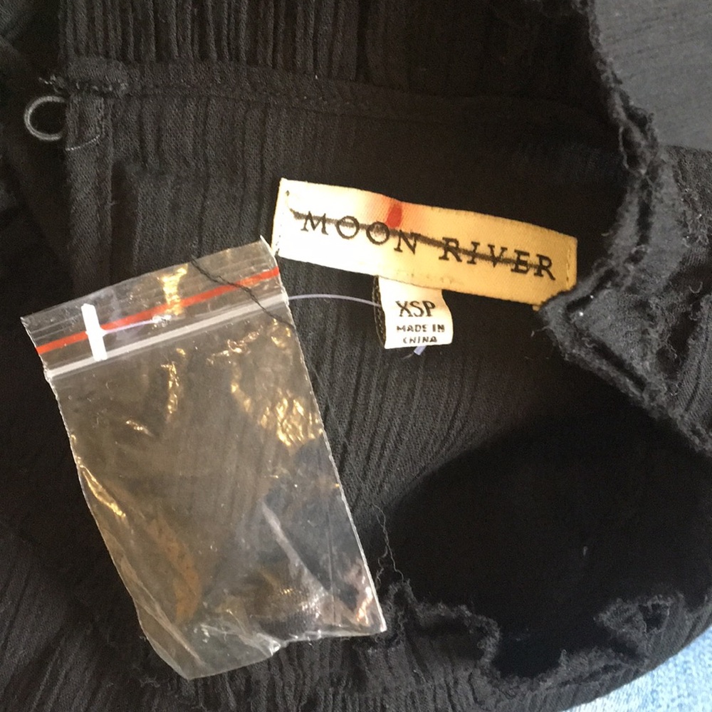 Anthropologie Moon River Black Ruffle Bell Slv XSP - Picture 2 of 6